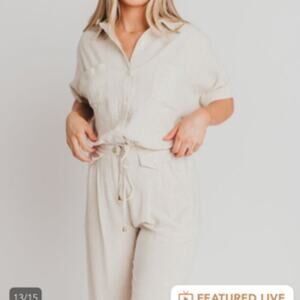 Allie Rose Top Dolman Cropped Linen- Large NWT